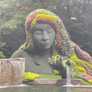 Meet your Posher, Lee